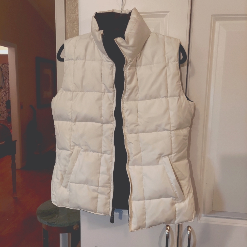 Woman's down vest